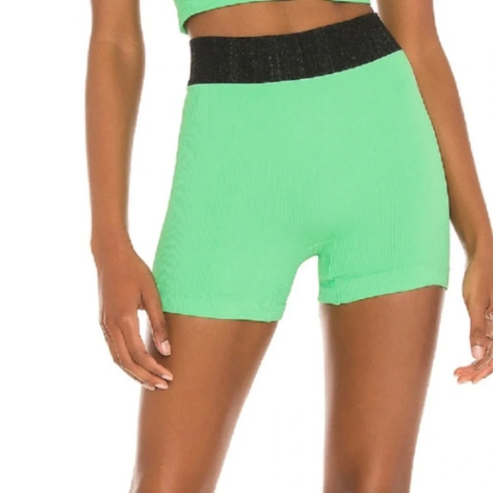 💫 FP MOVEMENT by FREE PEOPLE Seamless Short in Fresh Cut M/L NWT